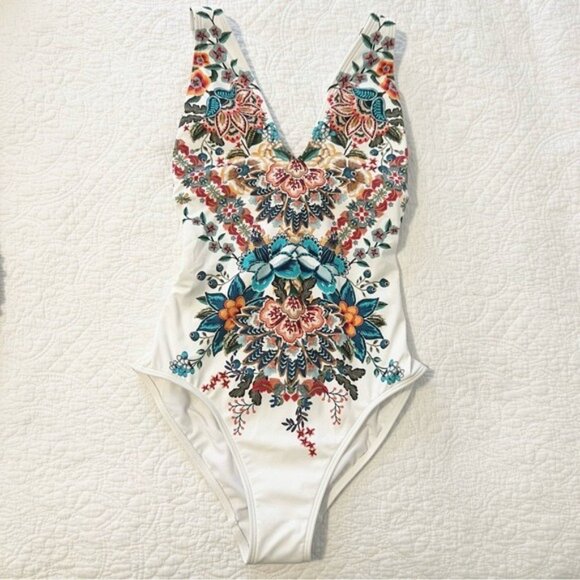 Johnny Was Crossback One Piece White Floral Swimsuit XS NWT - Picture 2 of 8